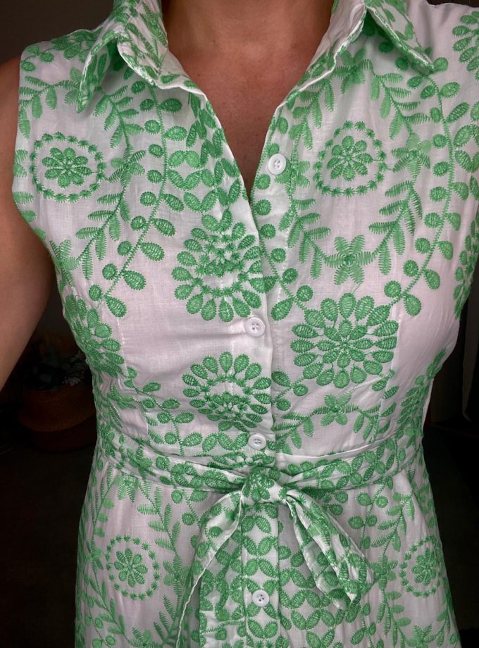 Vestido Midi Flores Bordadas