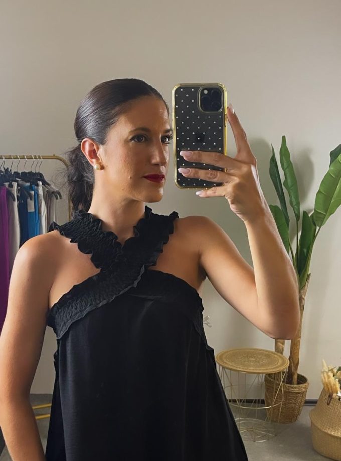 Vestido Negro Cruzado